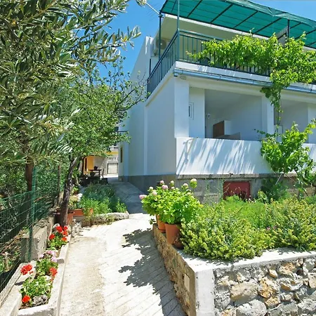Maslina Gasthof Gradac (Split-Dalmatia)