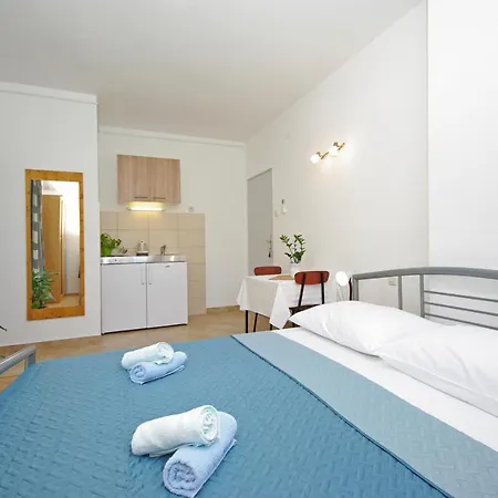 Maslina * Gradac (Split-Dalmatia)