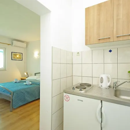 Maslina * Gradac (Split-Dalmatia)